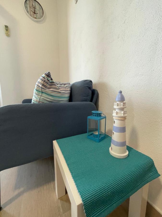 Apartman Emilija Vinišće Exterior foto